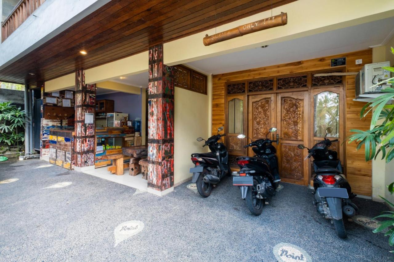 The Point Surfcamp Bali Hotel Pulukan Exterior photo